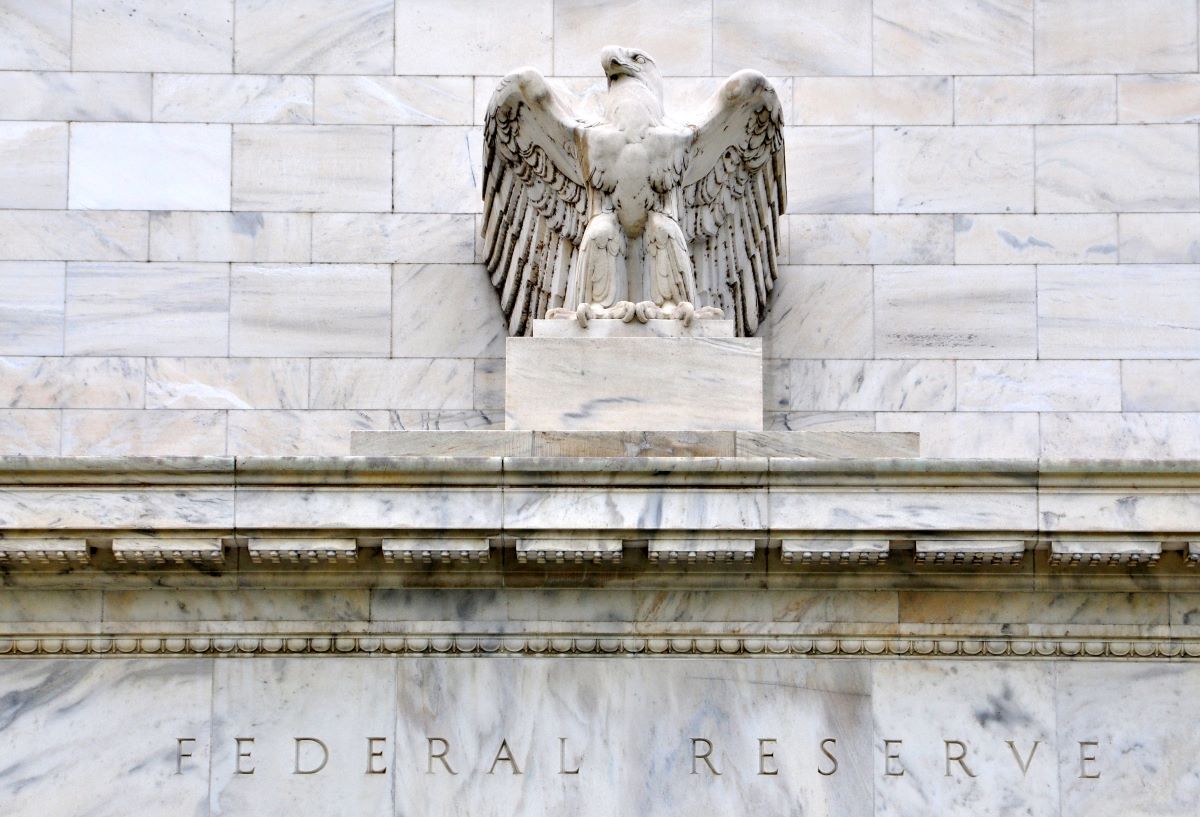 image of the fascade of the Federal Reserve building