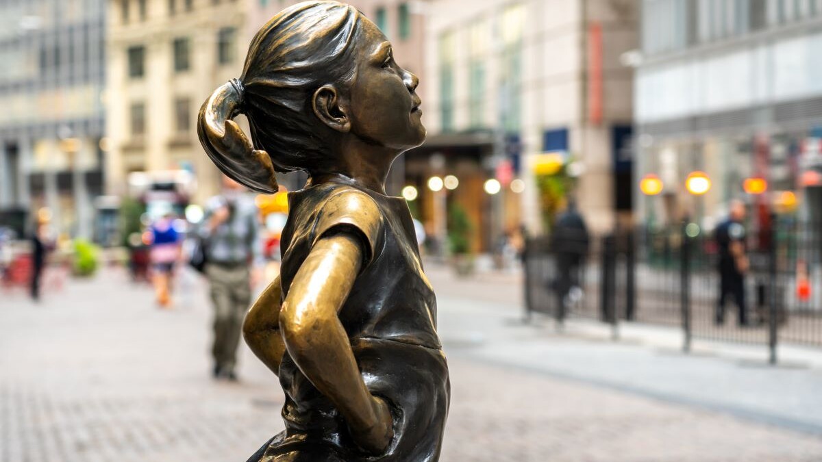 New York financial district in Manhattan statue on the street